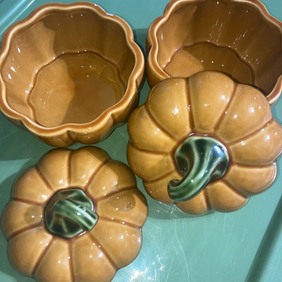 Pier 1 Imports Hand-Painted Stoneware- Pumpkin Shaped Soup Bowl with Lid - Picture 2 of 5